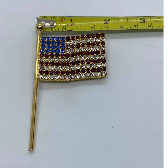 American Flag USA Pin Brooch Rhinestone Gold Tone - Picture 4 of 4